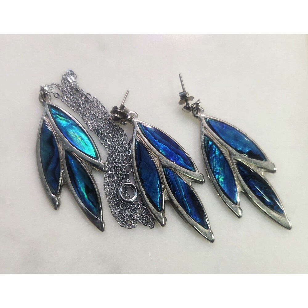 Paua Shell Pendant Necklace 16 In And Dangel Earrings 1.75 In